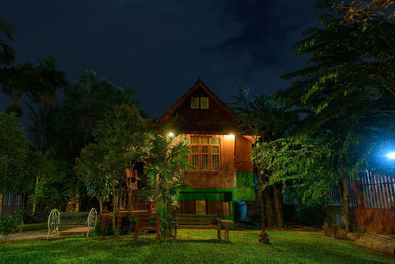 Ruen Khaoyai Hotel Pakchong Exterior photo
