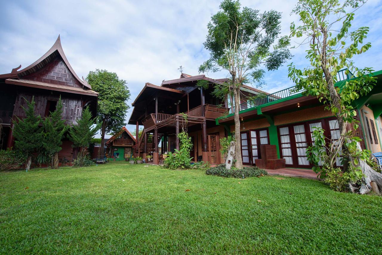 Ruen Khaoyai Hotel Pakchong Exterior photo