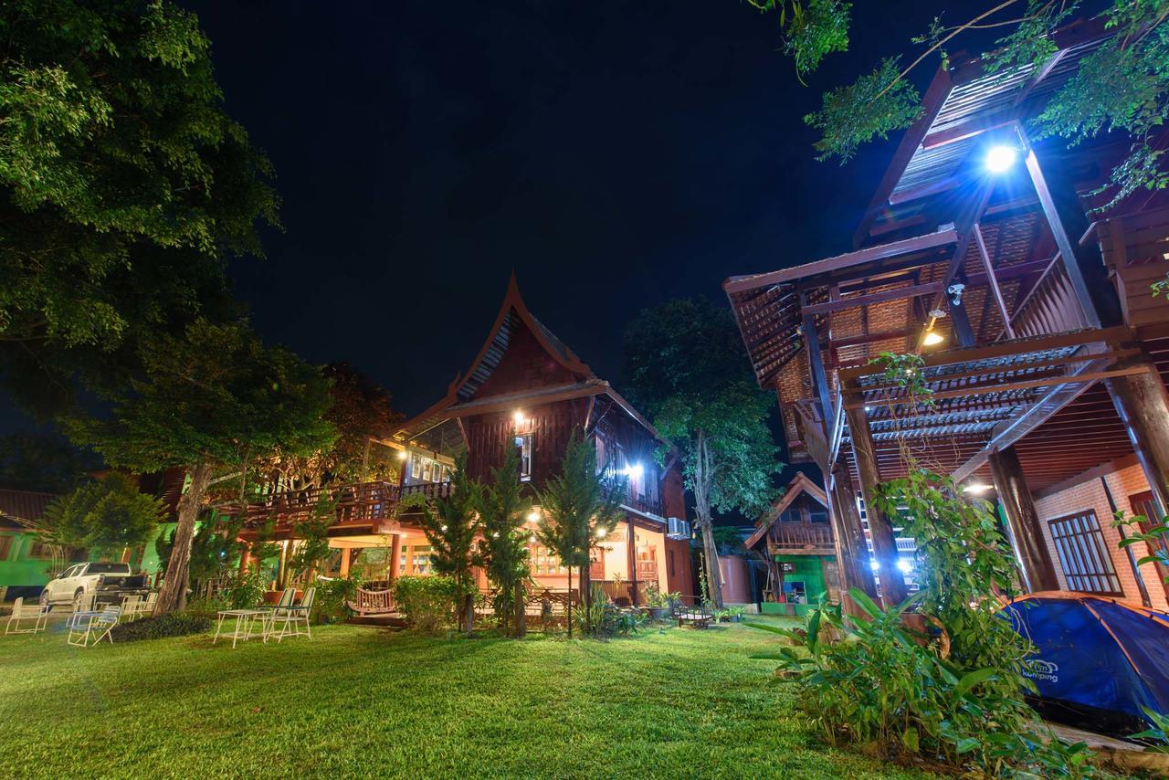 Ruen Khaoyai Hotel Pakchong Exterior photo