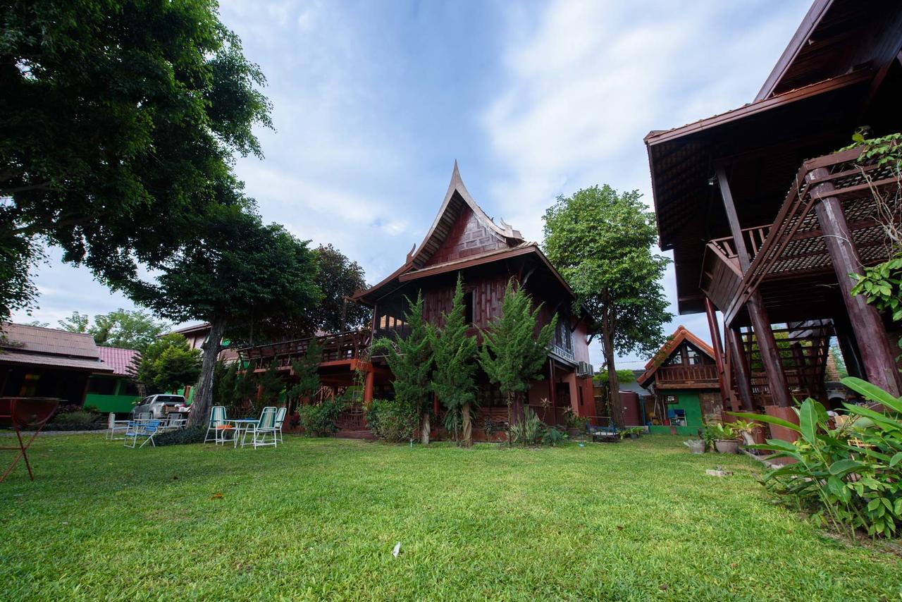 Ruen Khaoyai Hotel Pakchong Exterior photo